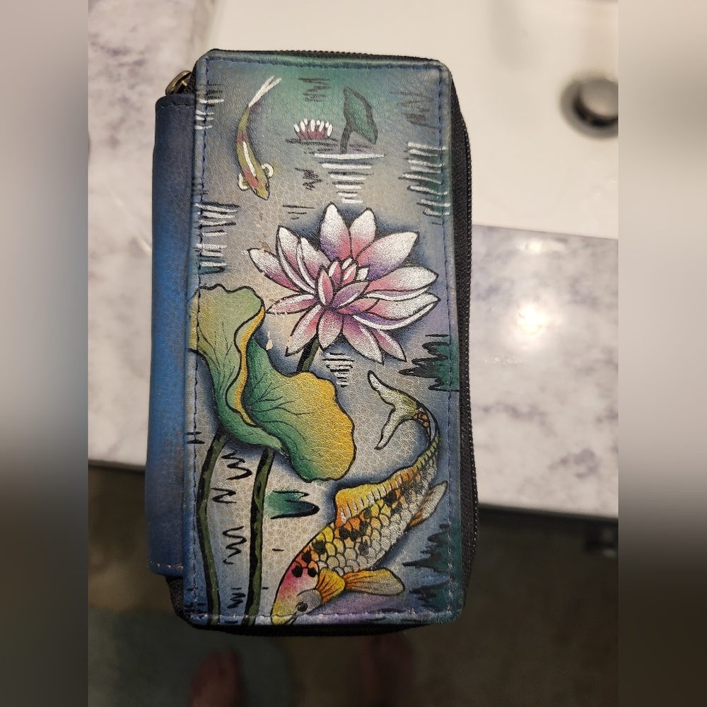 Anuschka smartphone case